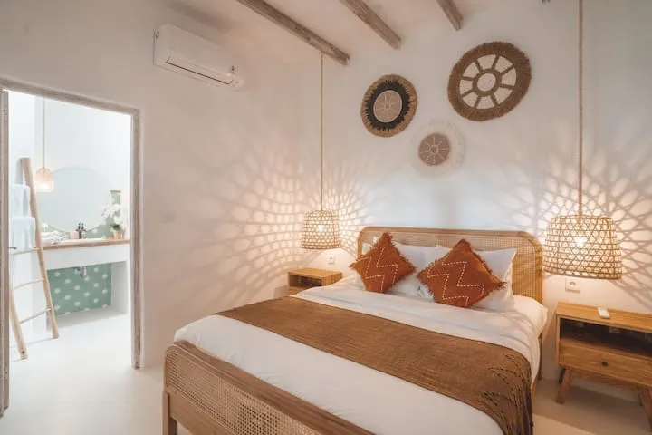 Villa For Rent 4 Bed In BumbakUmalas Kerobokan — image 4