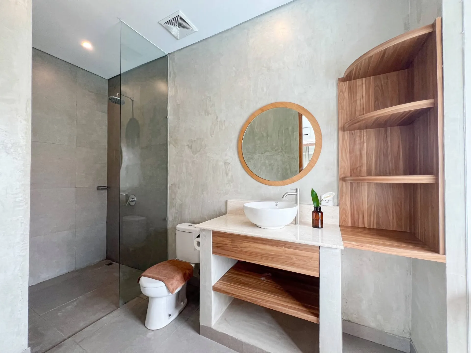 Villa For Rent 3 Bed In SesehCemagi Badung Bali — image 1