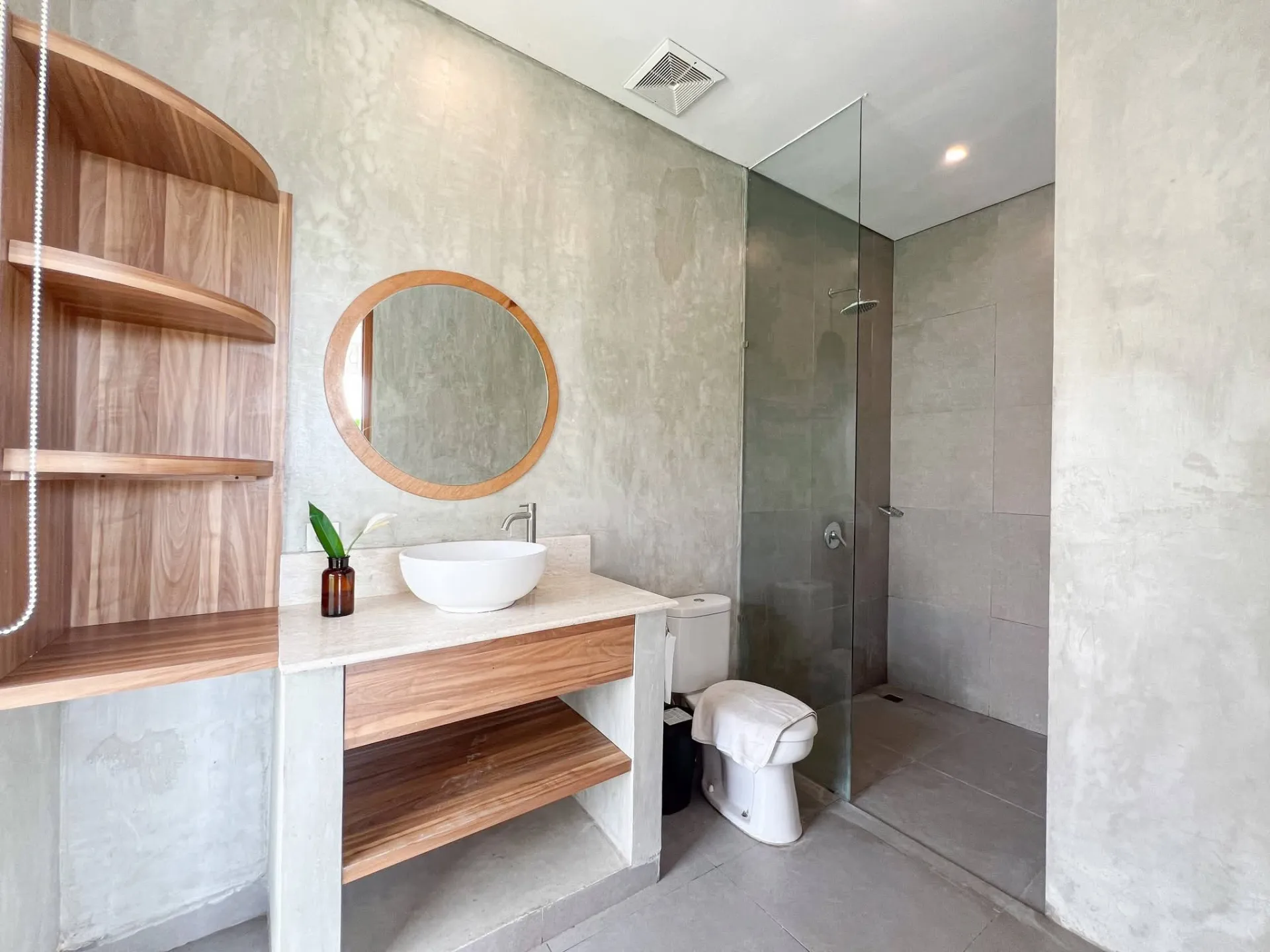 Villa For Rent 3 Bed In SesehCemagi Badung Bali — image 3