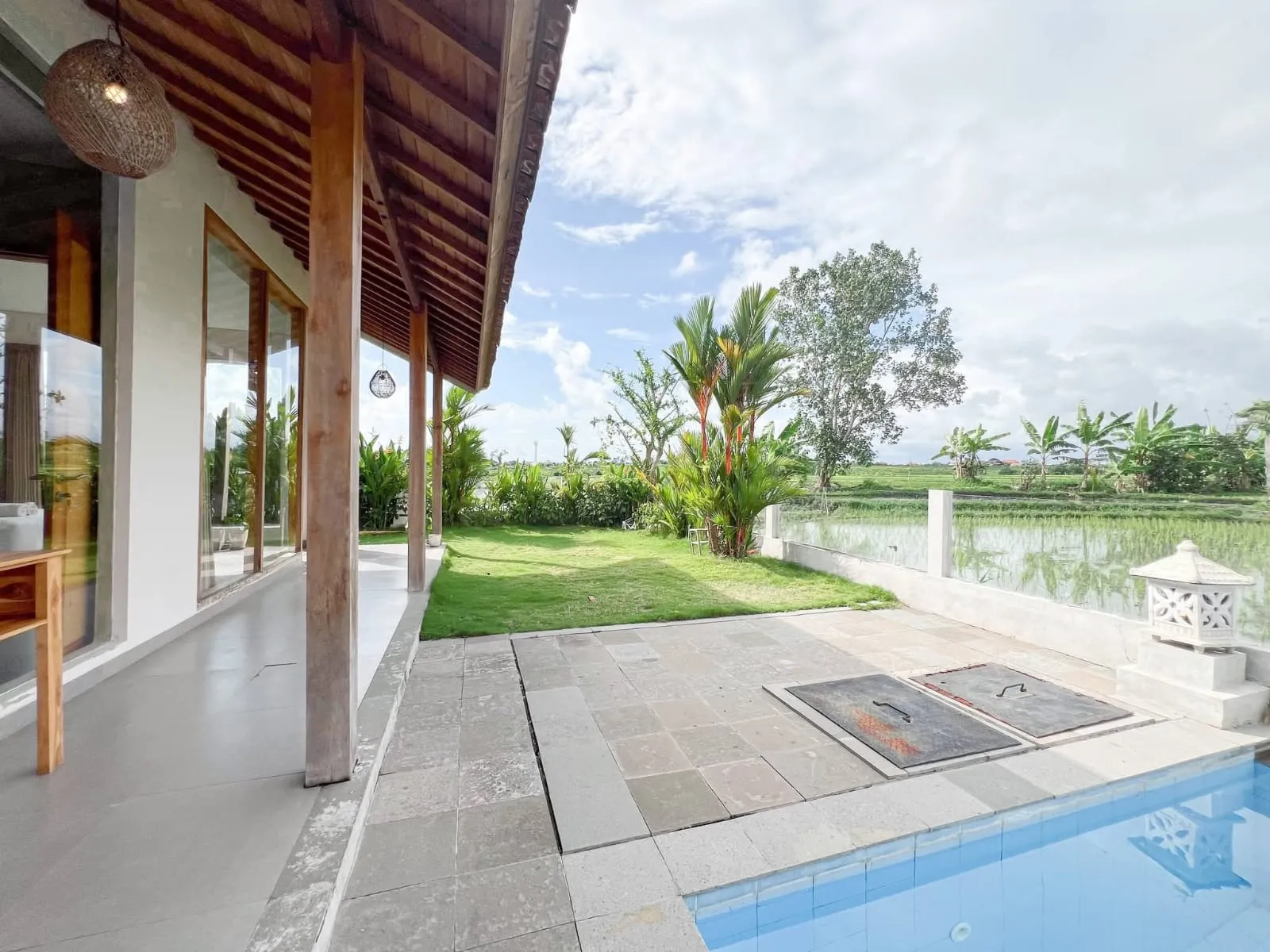 Villa For Rent 3 Bed In SesehCemagi Badung Bali — image 2