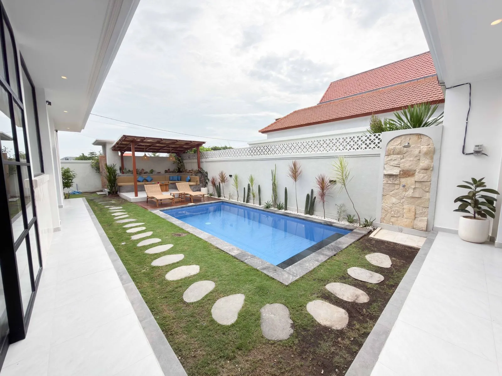 3BR VILLA SESEH