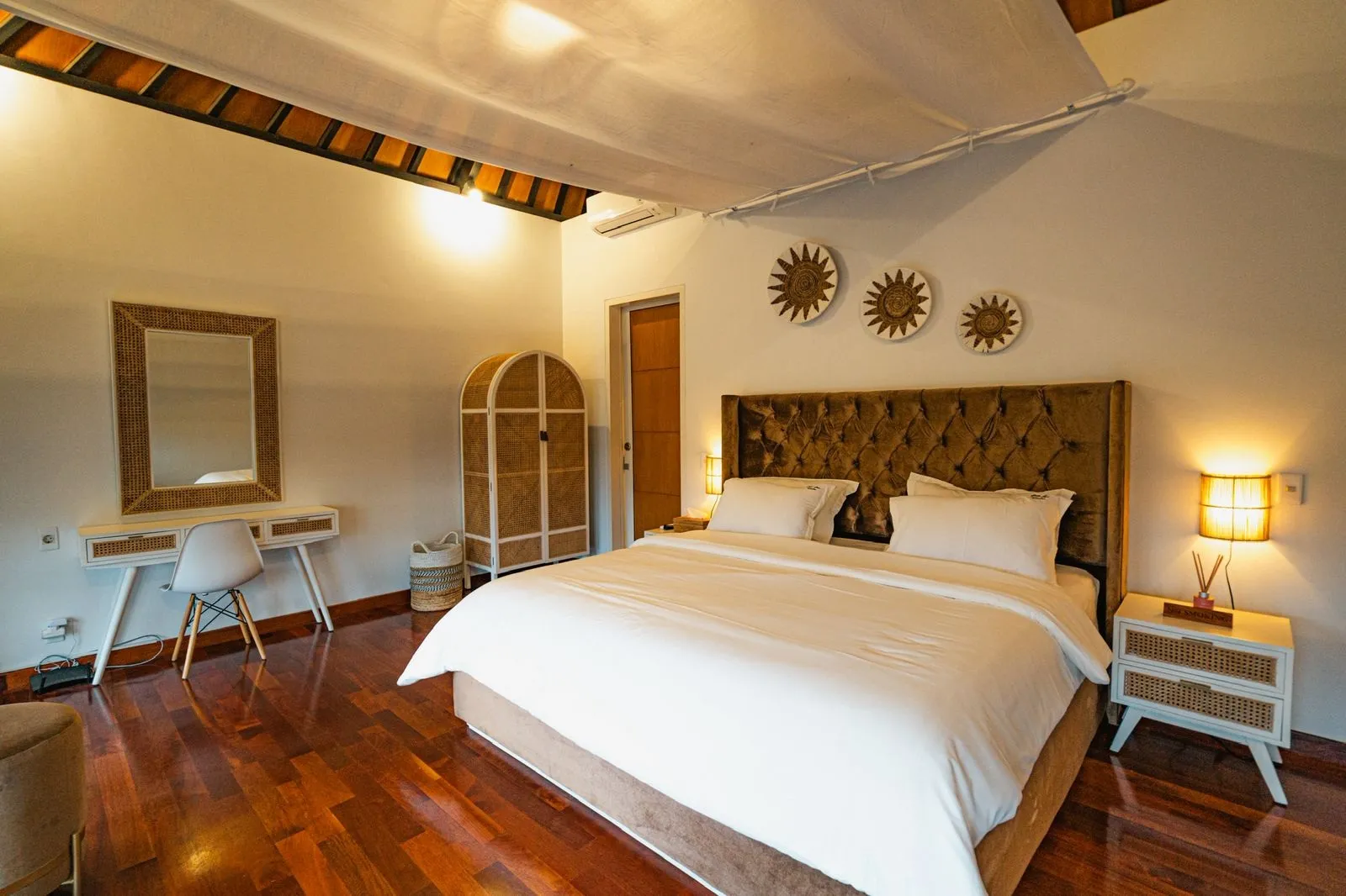 Villa For Rent 3 Bed In Bumbak Umalas Kerobokan — image 4