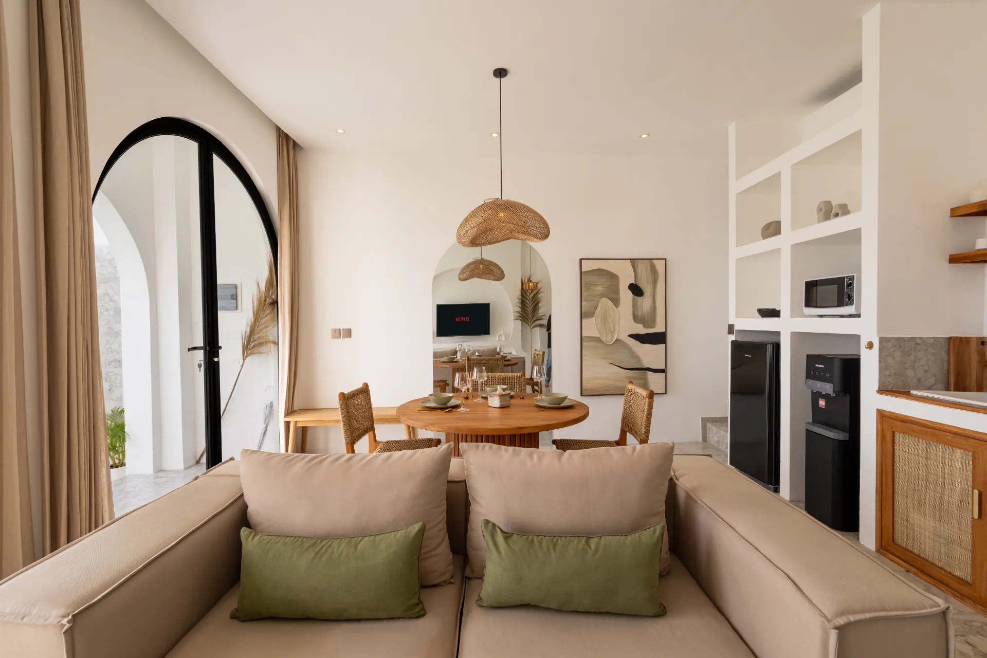 Your 1-Bedroom Rooftop Pool Villa in North Pererenan - unu villas — image 2
