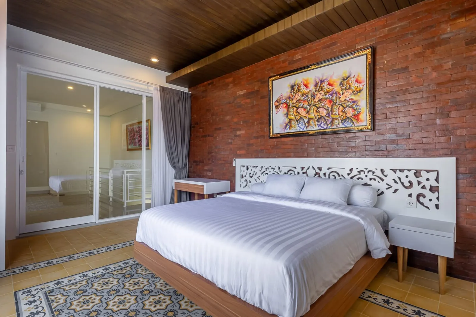 Villa For Rent 4 Bed In BerawaTibubeneng Bali — image 3