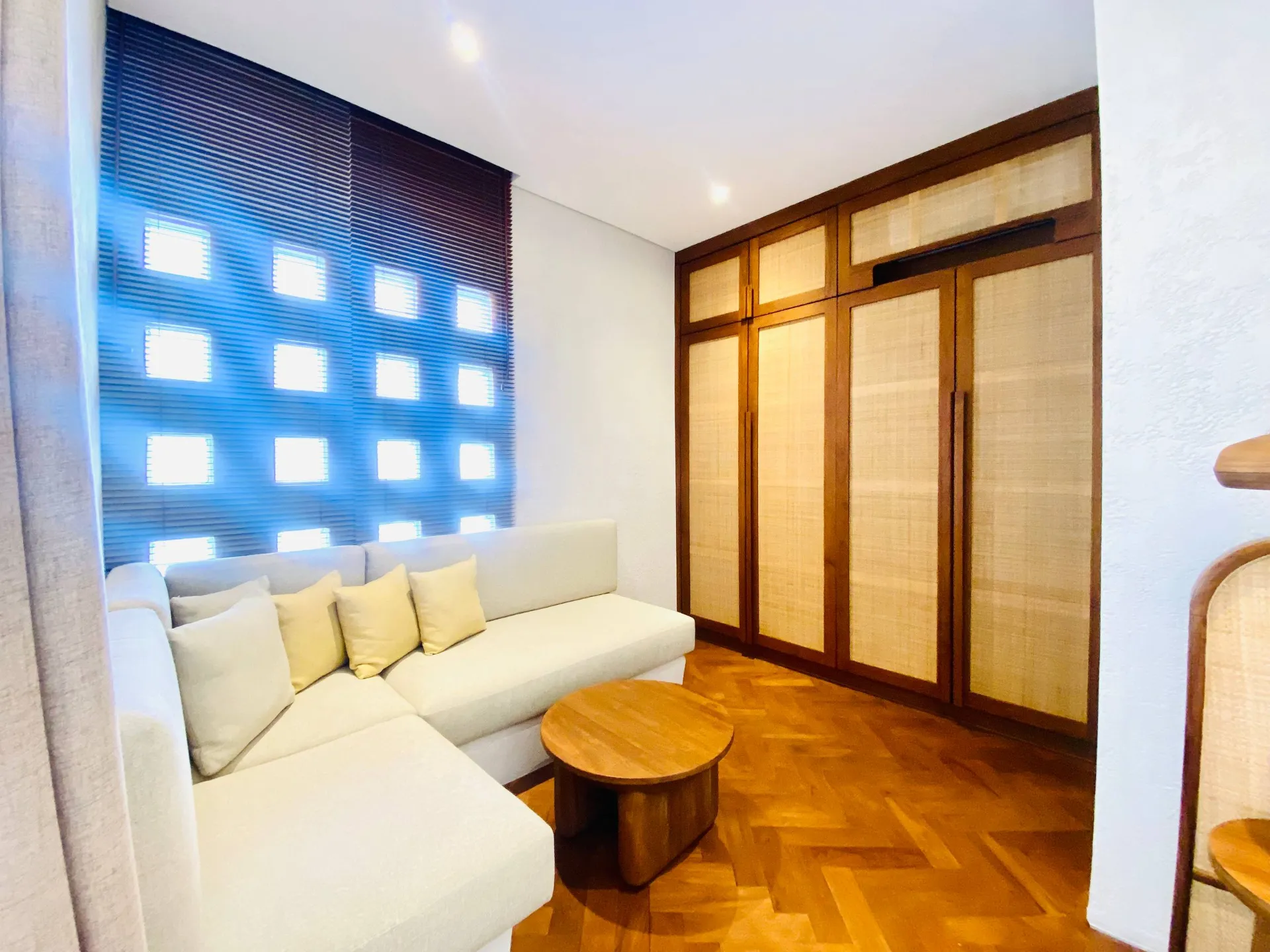 3 BEDROOM LUXURY VILLA FULLY FURNISHED IN BERAWA — image 2