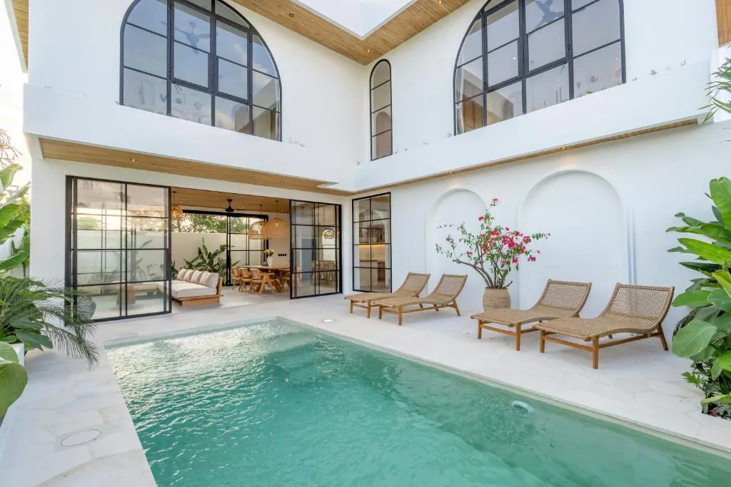 3 BR Villa in Seseh