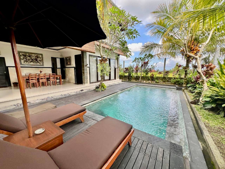 Luxury 2-Storey Villa with Rice Field & Sunset Views 🌿