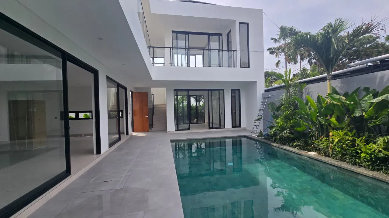 Villa For Rent 3 Bed In Kayu Tulang Canggu Bali EK-3984