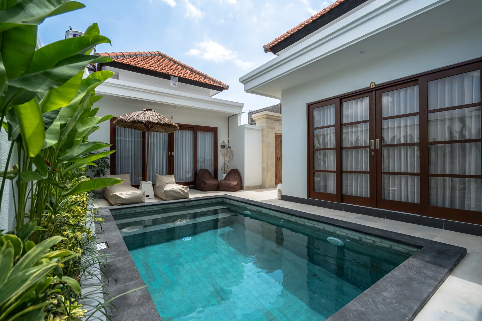 (Electricity Included) 2BR Villa 2Min to Lima Beach
