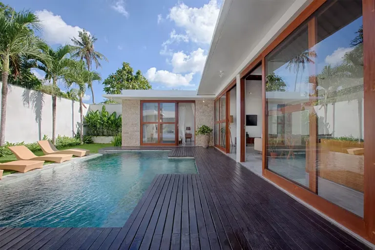 2 BR VILLA IN TUMBAK BAYUH