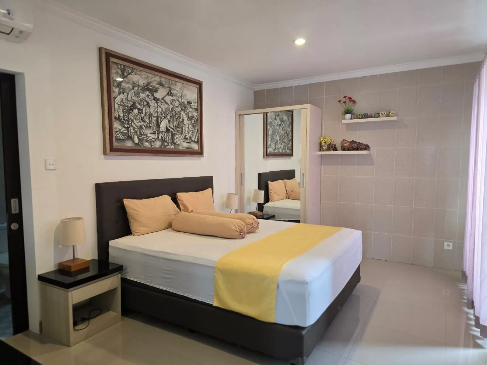 Villa For Rent 3 Bed In Bumbak Umalas Bali — image 2