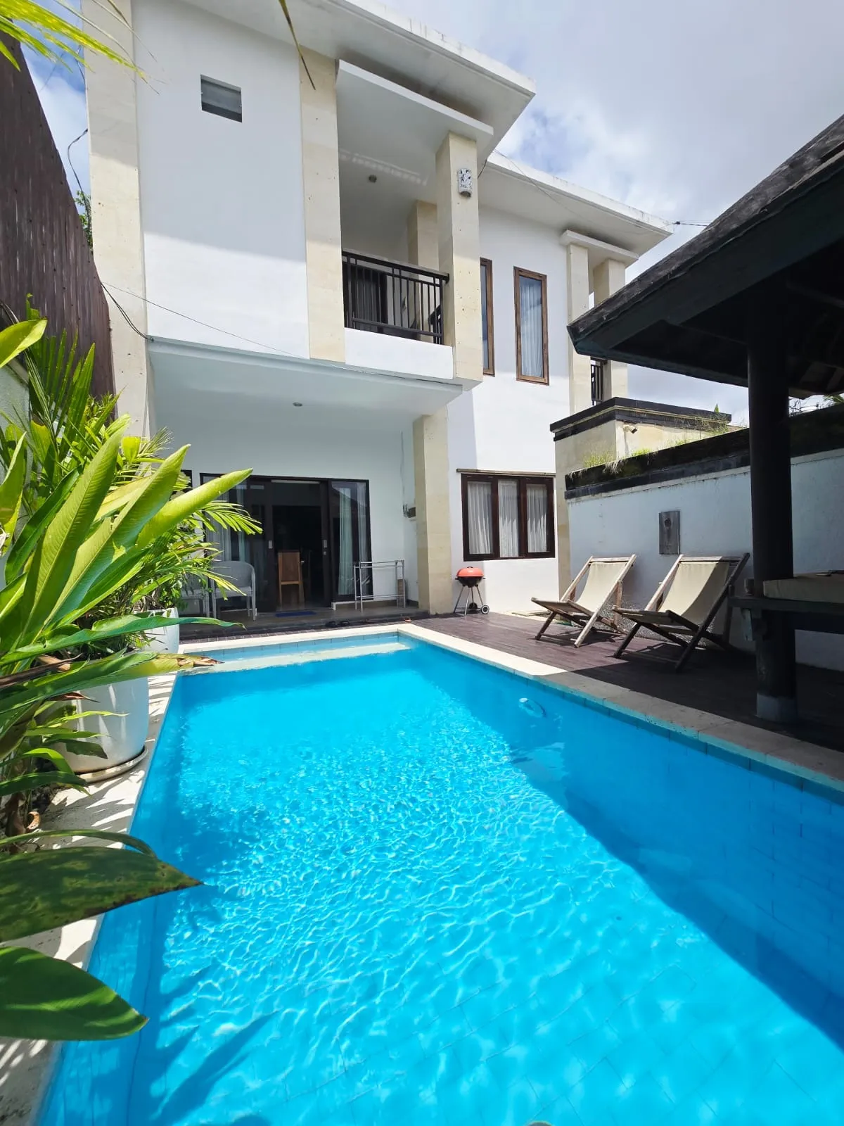 Villa For Rent 3 Bed In Bumbak Umalas Bali KD-3992