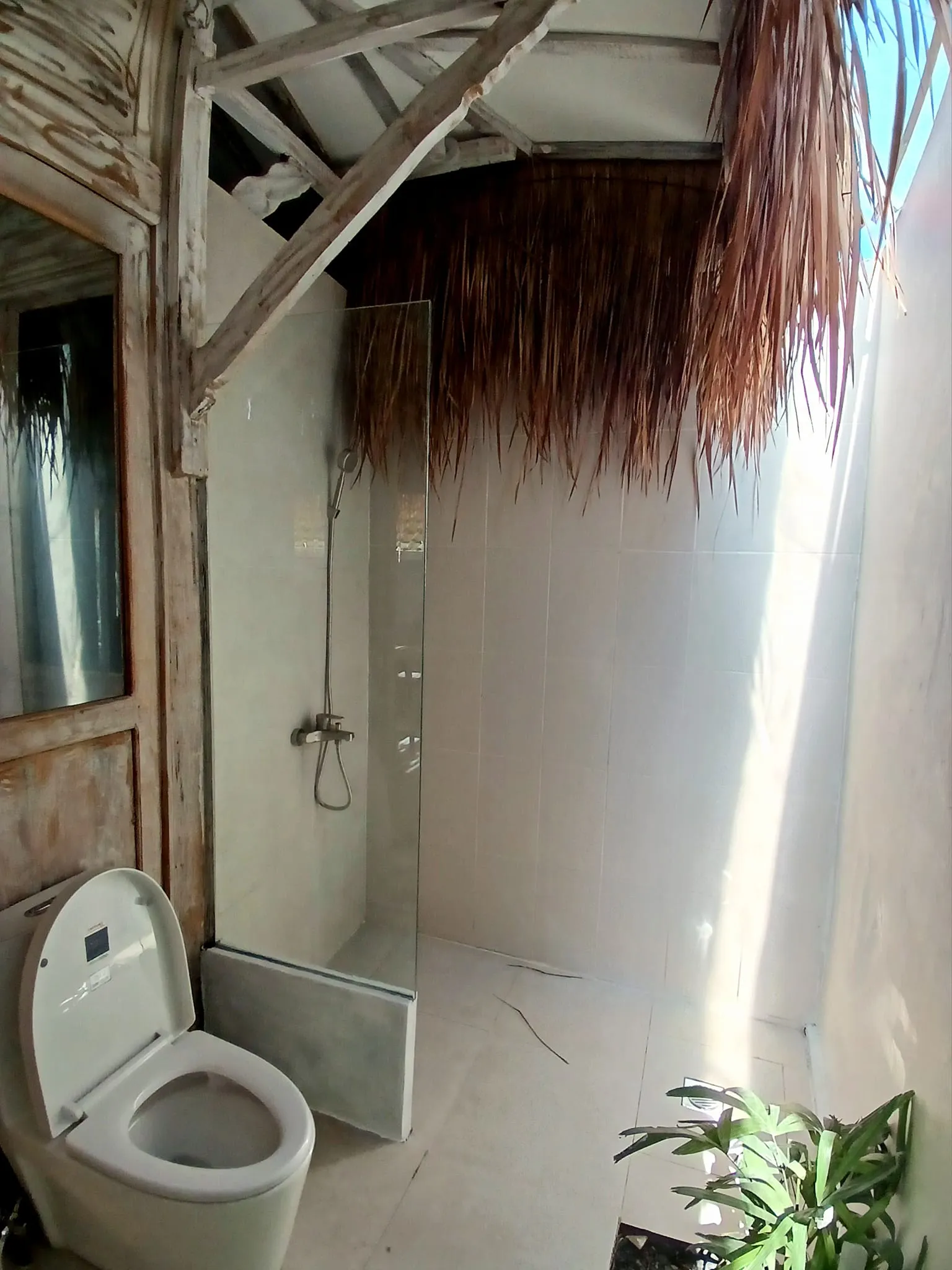 Wooden House with Private Pool — image 4