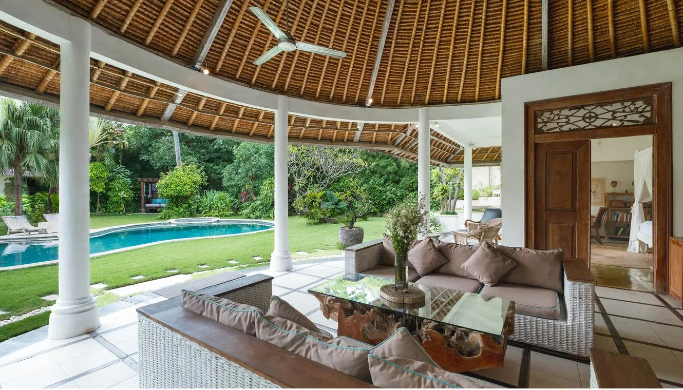 Bali Tropical Living in the Heart of Seminyak — image 3