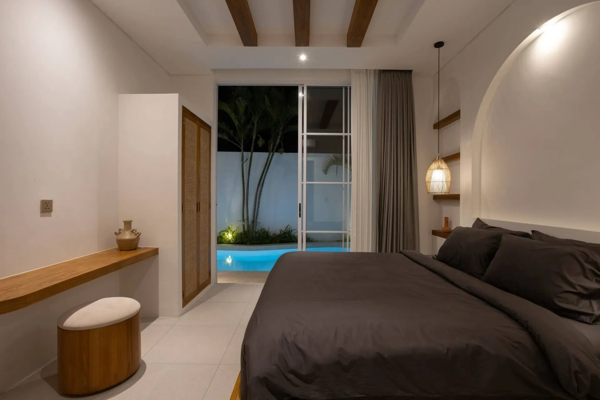 Villa For Rent 3 Bed In Ungasan South Kuta Bali — image 4