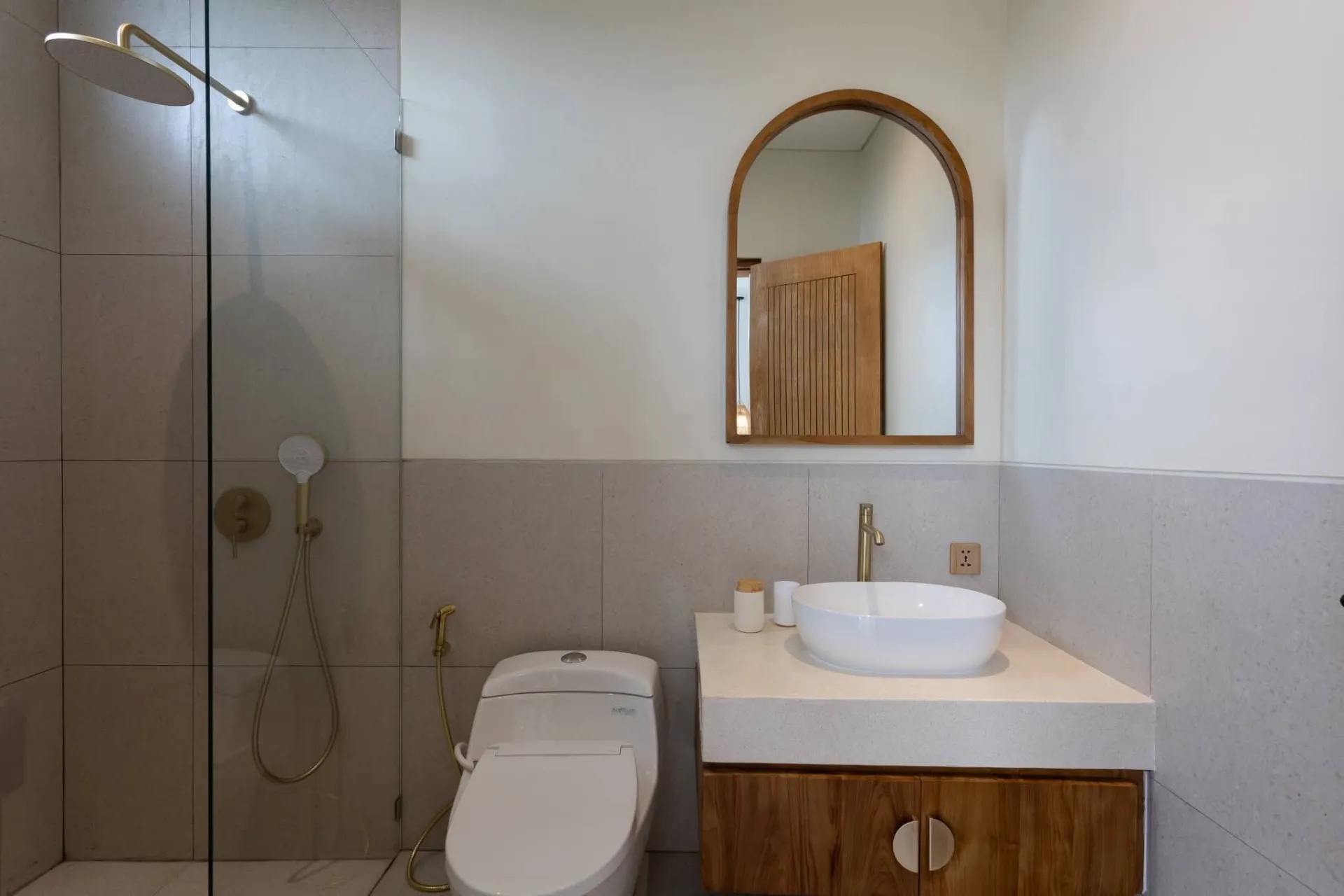 Villa For Rent 3 Bed In Ungasan South Kuta Bali — image 2