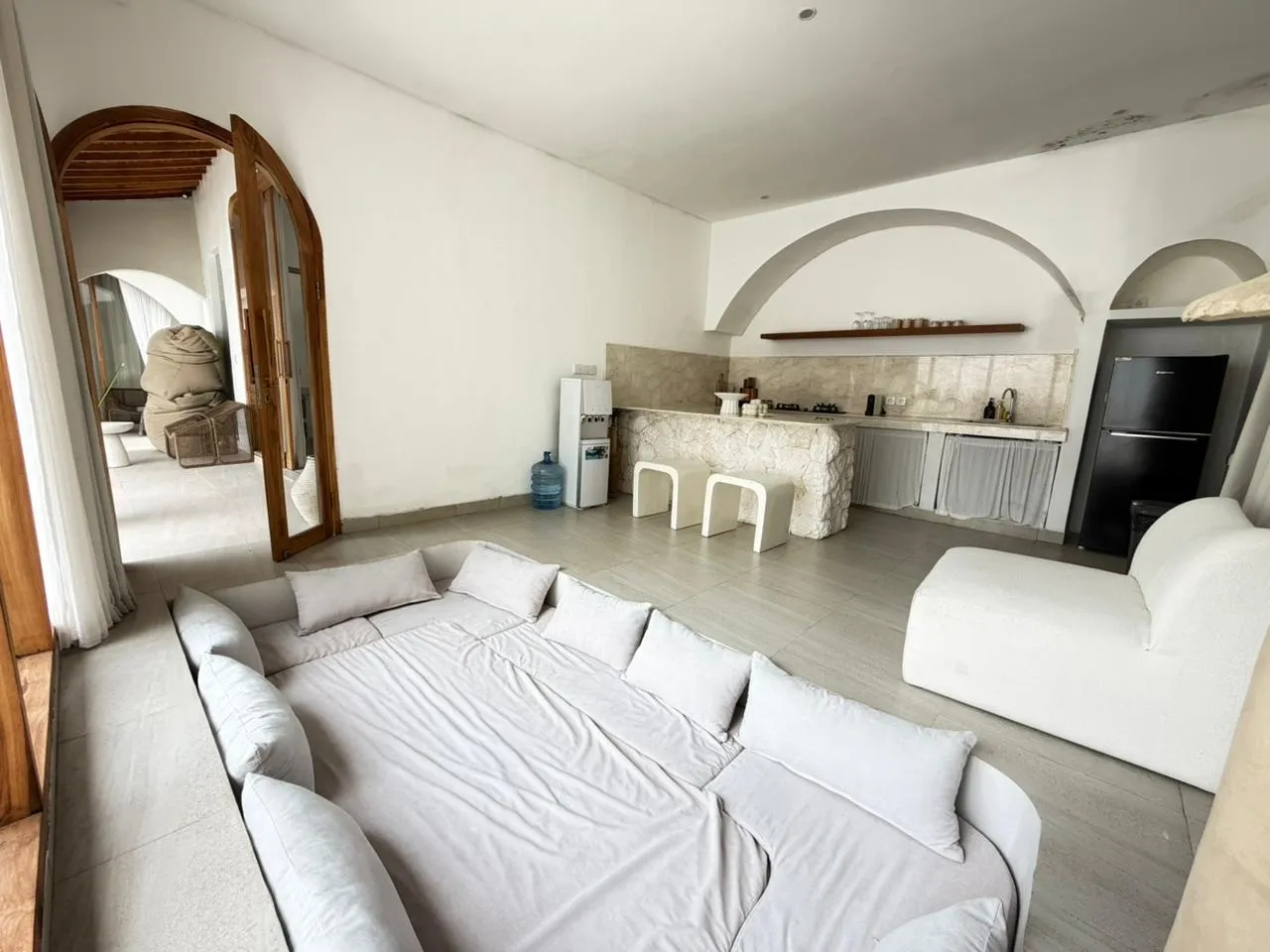 Villa For Rent 3 Bed In Seseh Cemagi Badung Bali — image 4