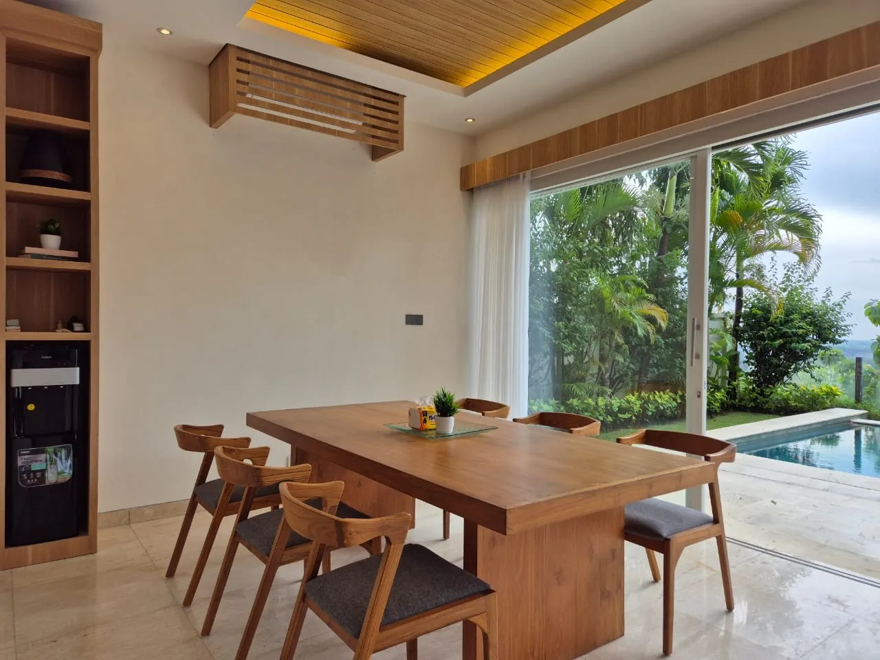 Villa For Rent 3 Bed In Ungasan South Kuta Bali — image 2