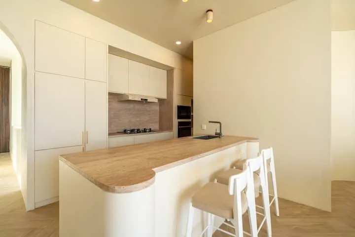 Villa For Rent 4 Bed In Jalan Bingin Uluwatu Bali — image 1