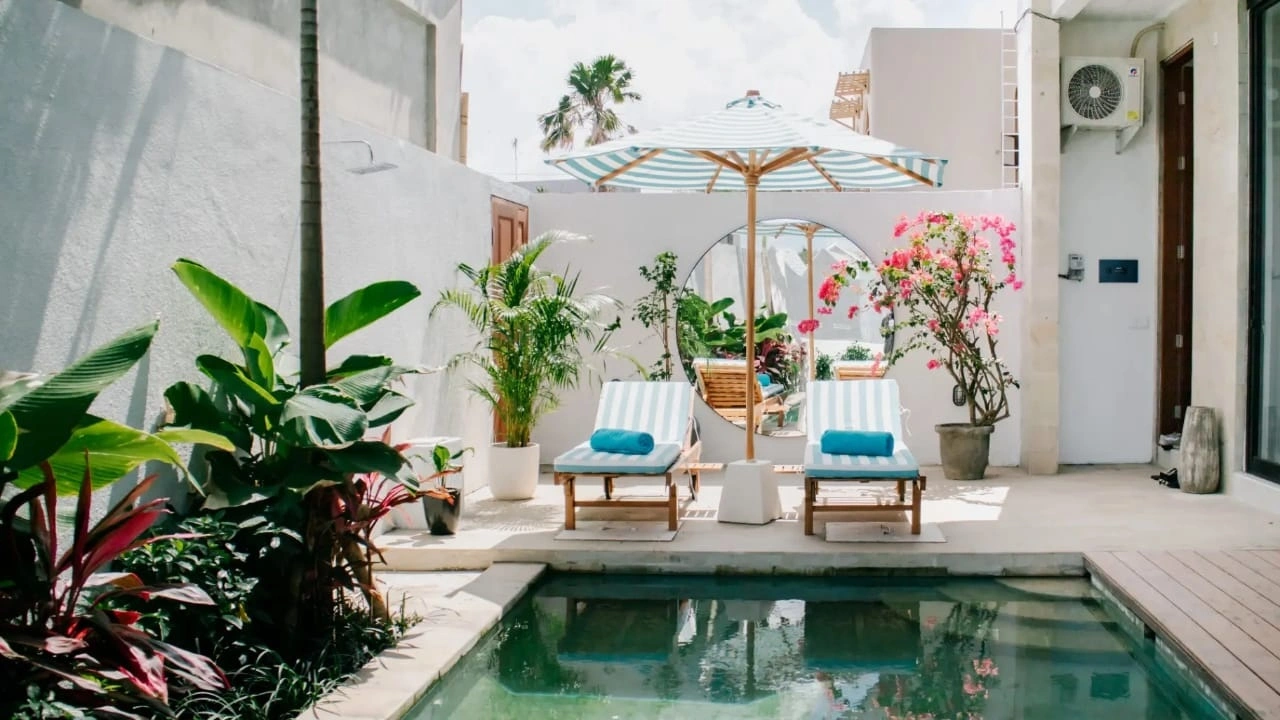 Villa For Rent 2 Bed In BerawaTibubeneng Bali — image 3