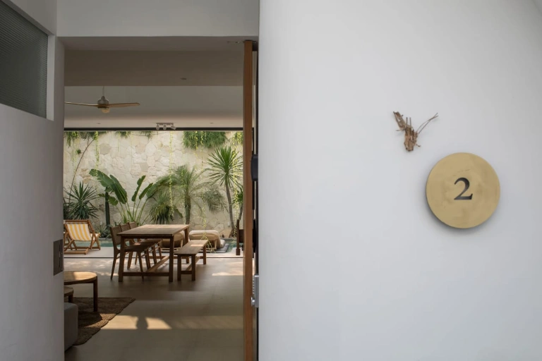 Villa For Rent 3 Bed In Berawa Tibubeneng Bali — image 1