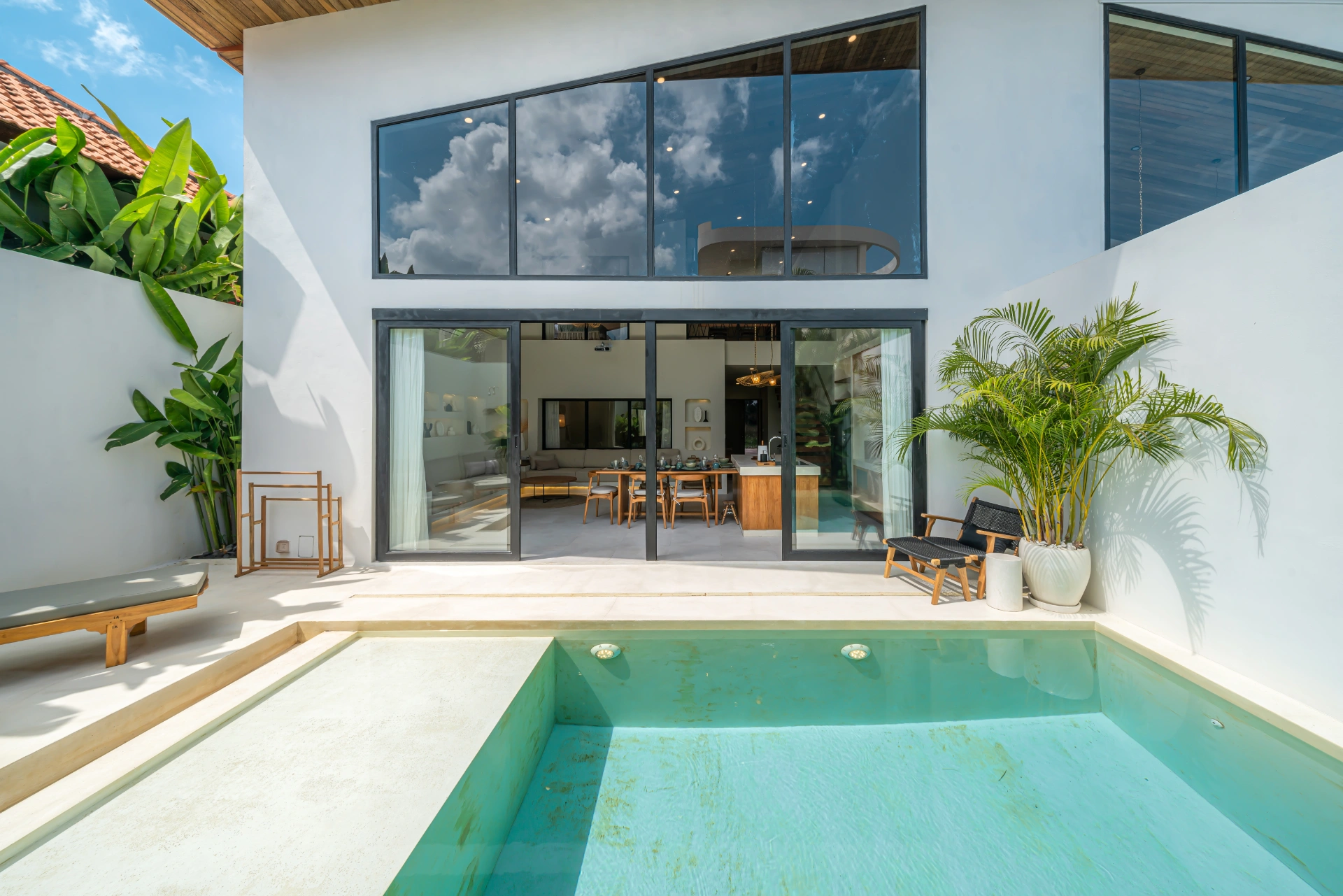 Villa Seseh Bliss - Beautiful Modern Tropical 2BR Villa In Seseh Beach!! — image 2