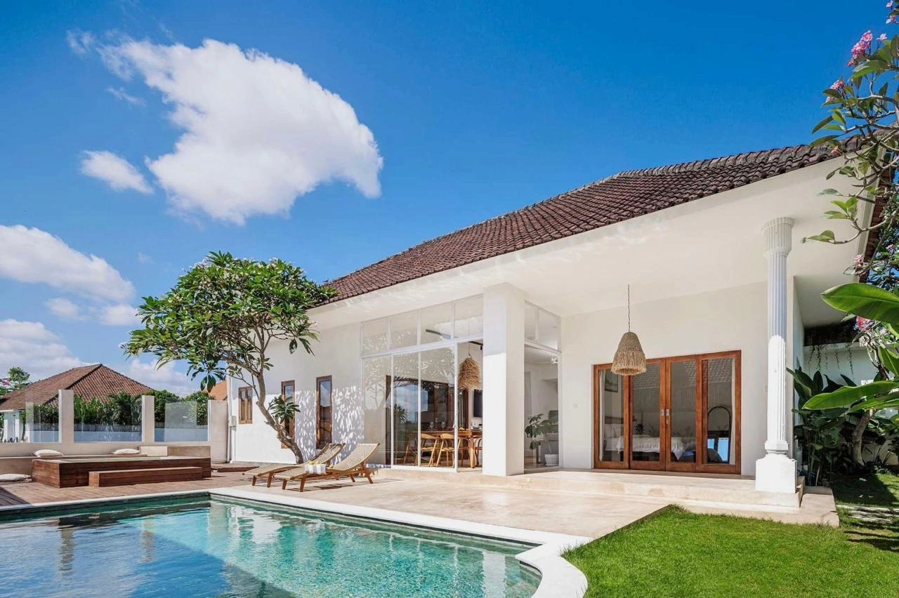 Villa For Rent 3 Bed In CangguBadung Bali PO-4030