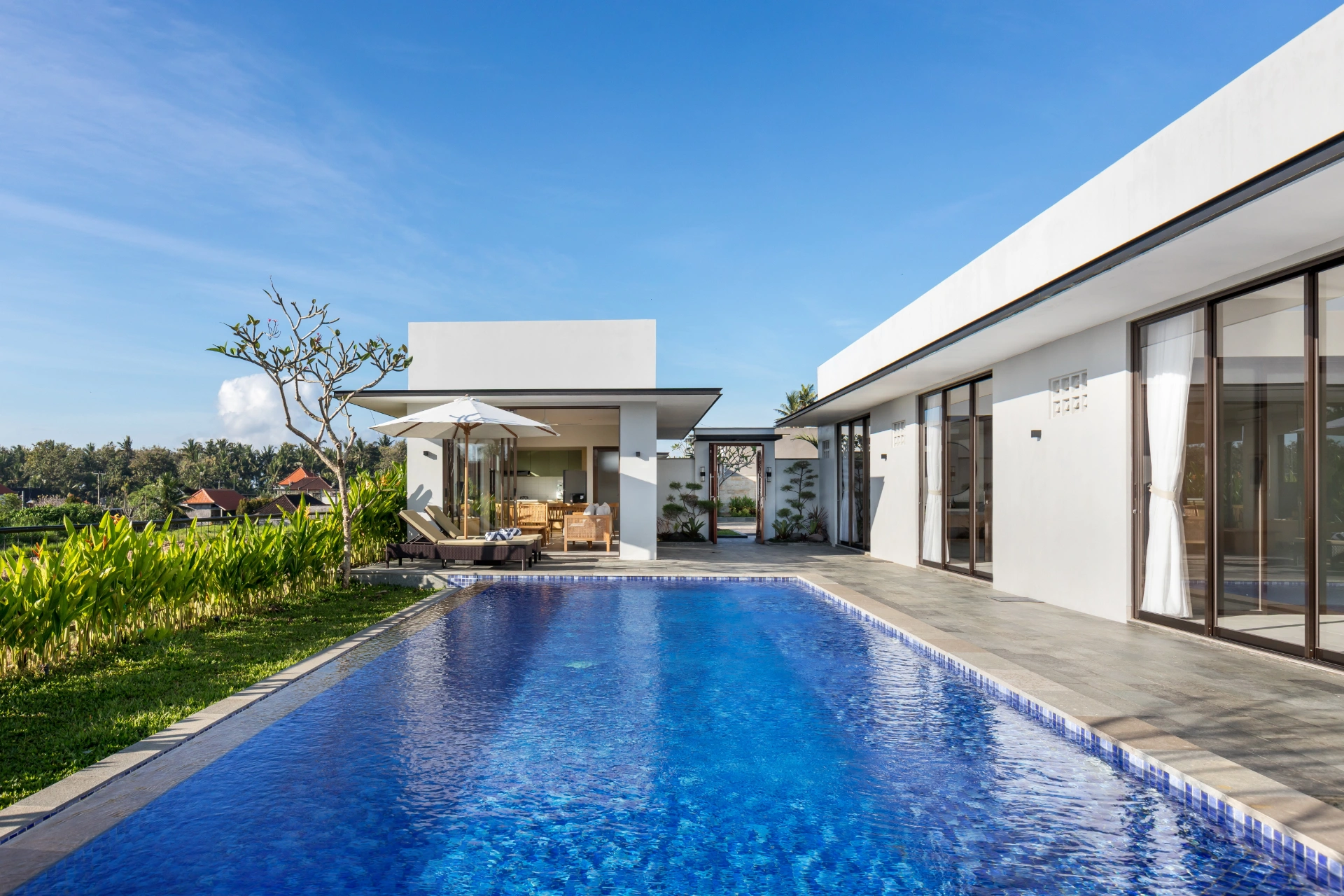 Villa Selikur 3BR - Relaxed Ubud Lifestyle: 3BR Monthly Villa in Kemenuh