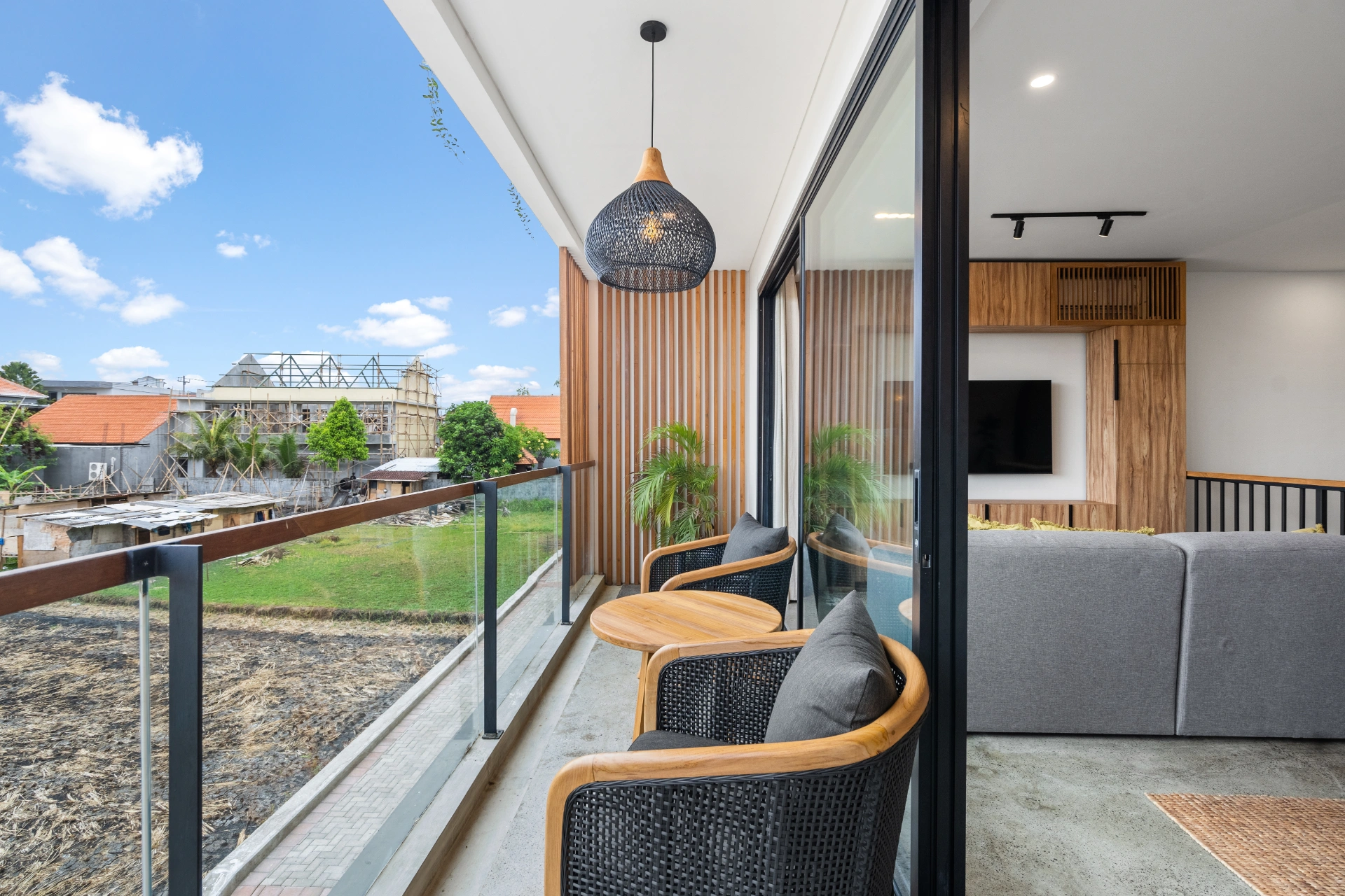 Berawa Townhouse 7 - 2BR Paddy Views Villa – Rooftop Jacuzzi — image 1