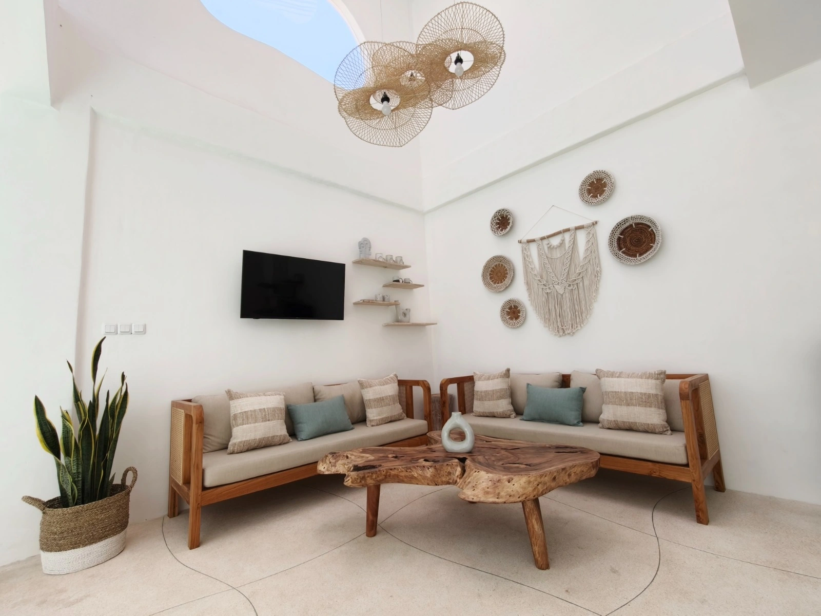 Villa For Rent 2 Bed In Ungasan South Kuta Bali — image 3