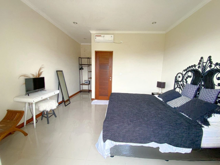 Monthly Rent Villa 3 Bedroom (Kerobokan) By Nami Bali — image 3