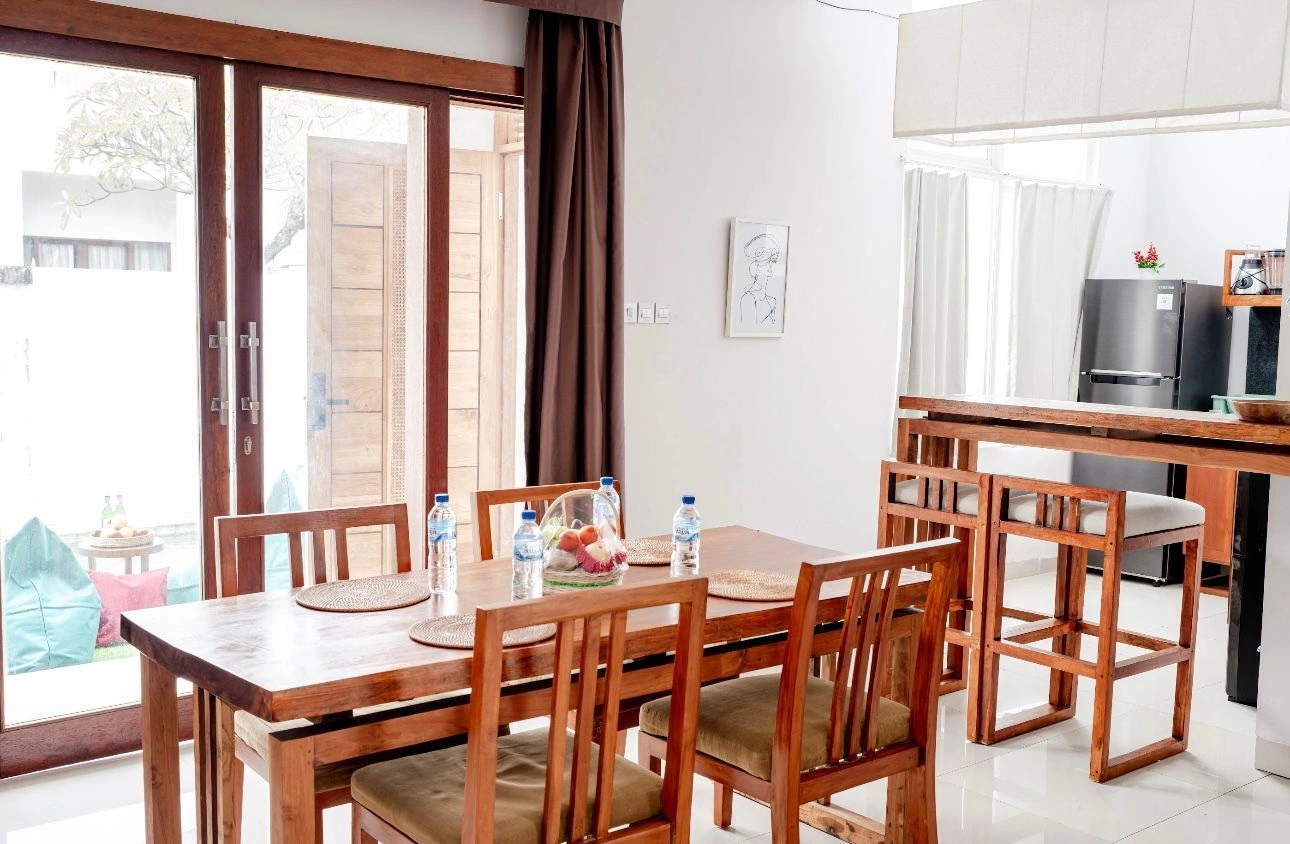 Villa For Rent 2 Bed In Kerobokan Badung Bali — image 4