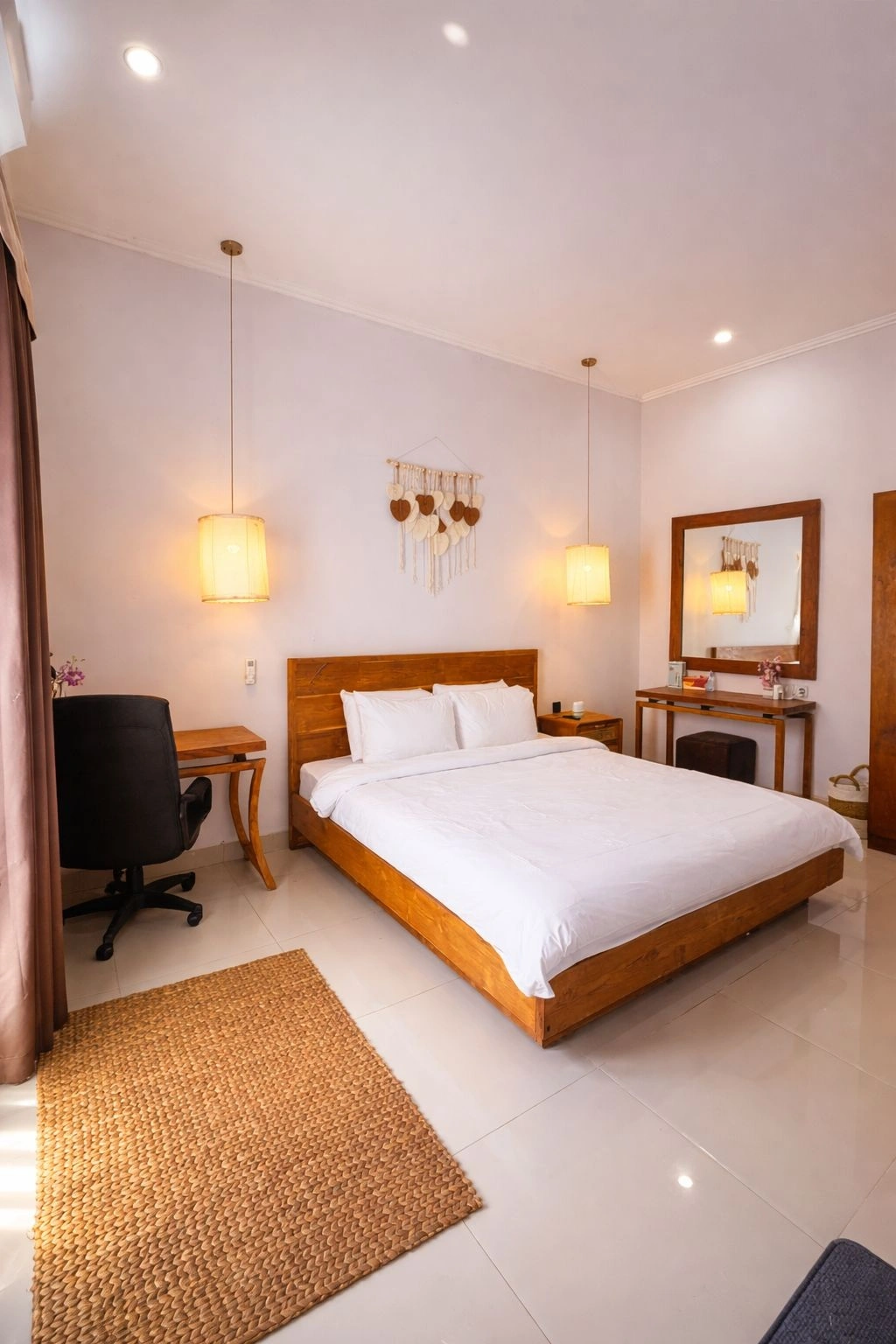 Villa For Rent 2 Bed In Kerobokan Badung Bali — image 3