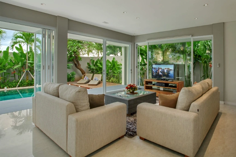 4 BEDROOM VILLA IN BERAWA IDR 50 MILL/MONTH +62 — image 4