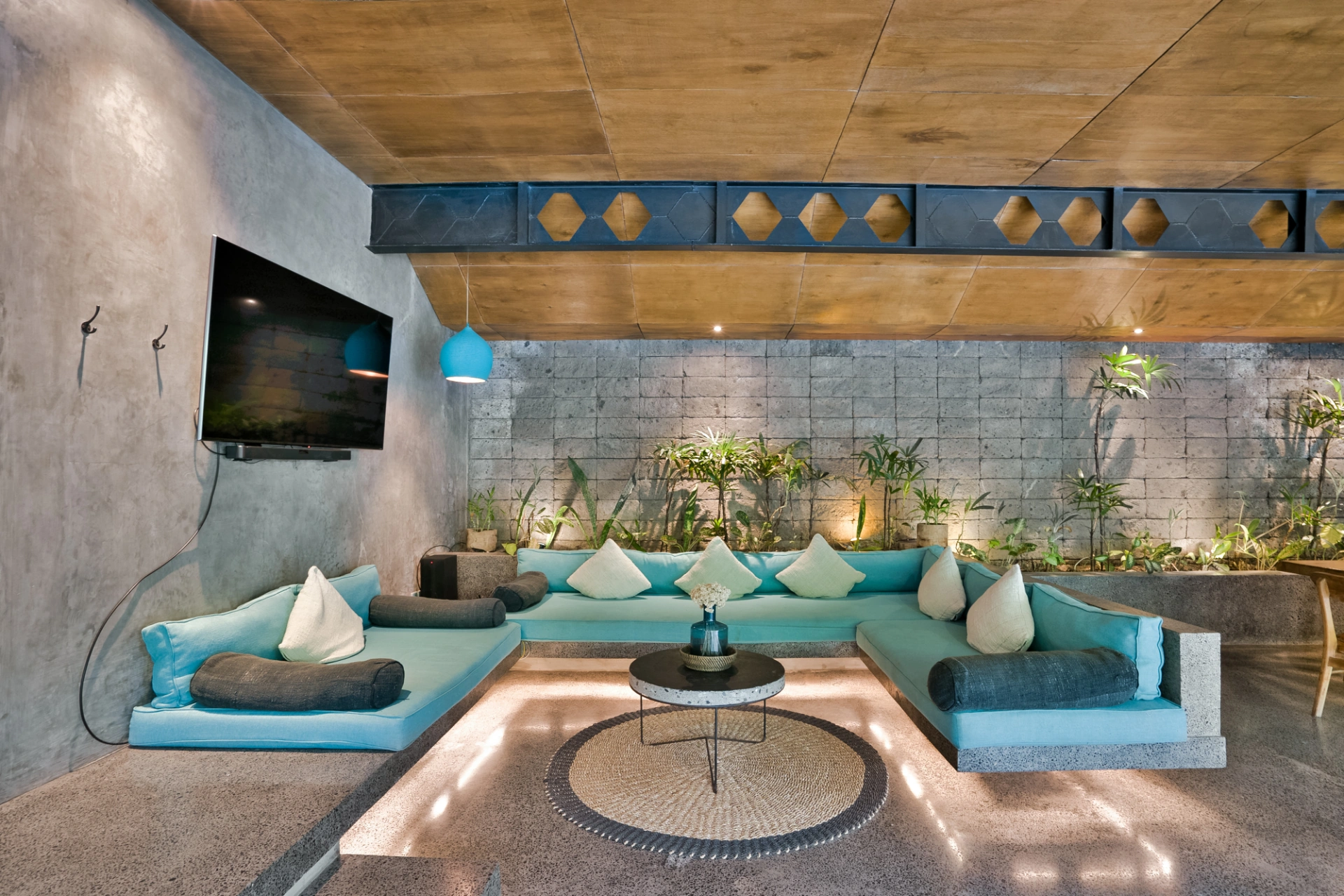 Love Supreme - Luxe 5BR Designer | Pool & Near Berawa Beach — image 2