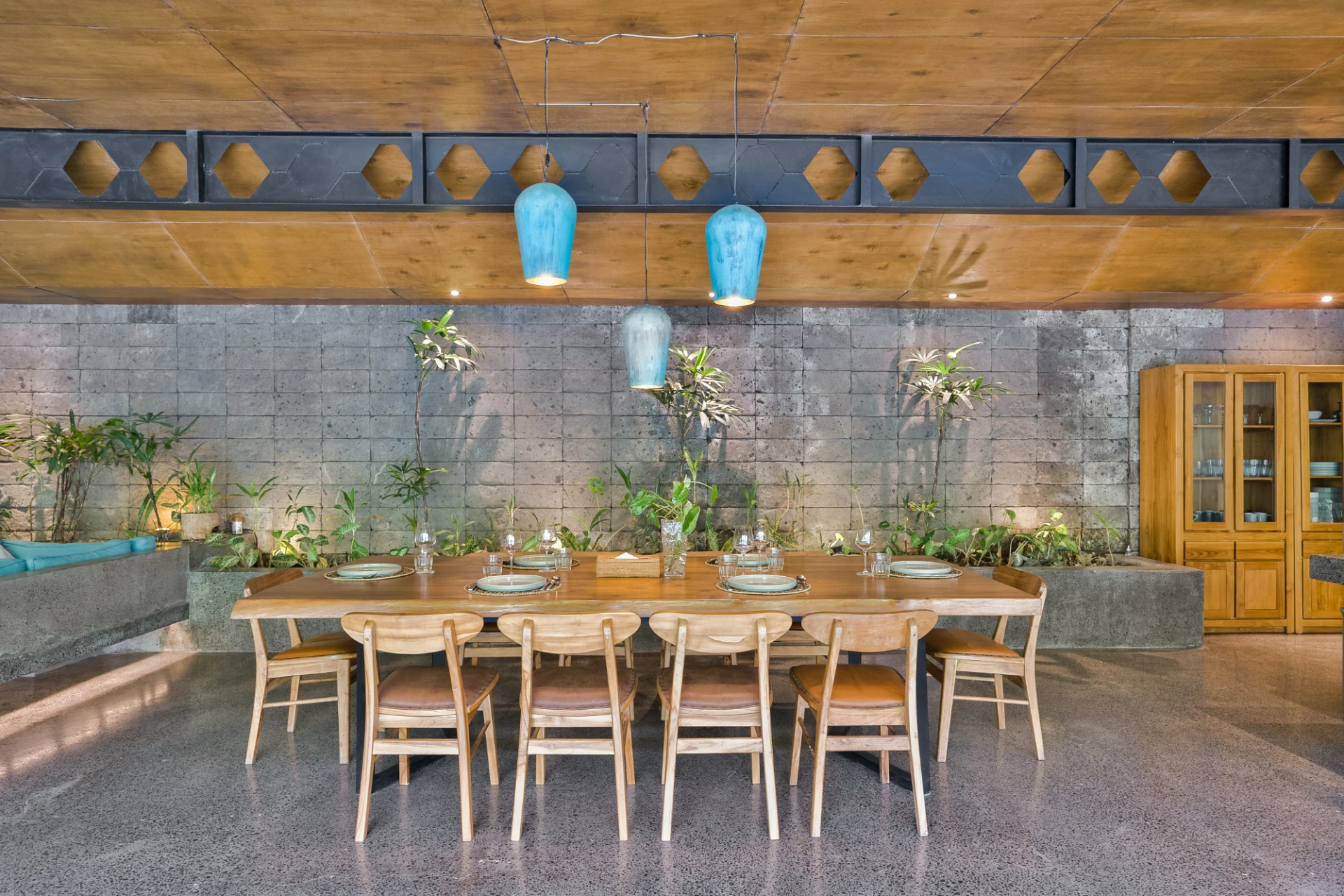 Love Supreme - Luxe 5BR Designer | Pool & Near Berawa Beach — image 4