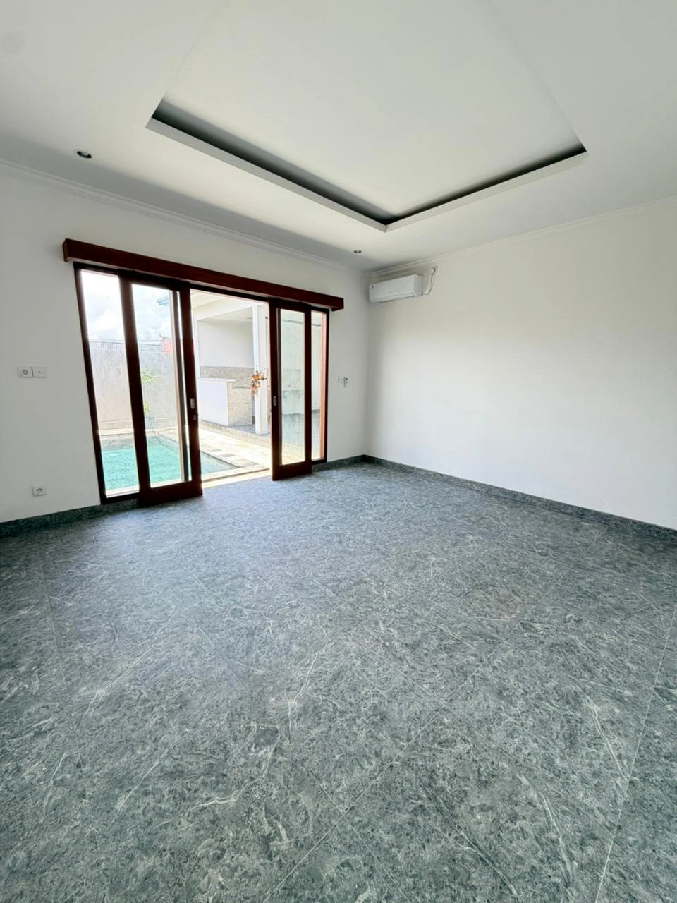 DO 493-FOR RENT AND LEASED NEW VILLA IN PRIME AREA UMALAS — image 3