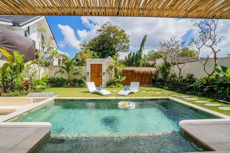 3 BEDROOM VILLA IN KEROBOKAN — image 4