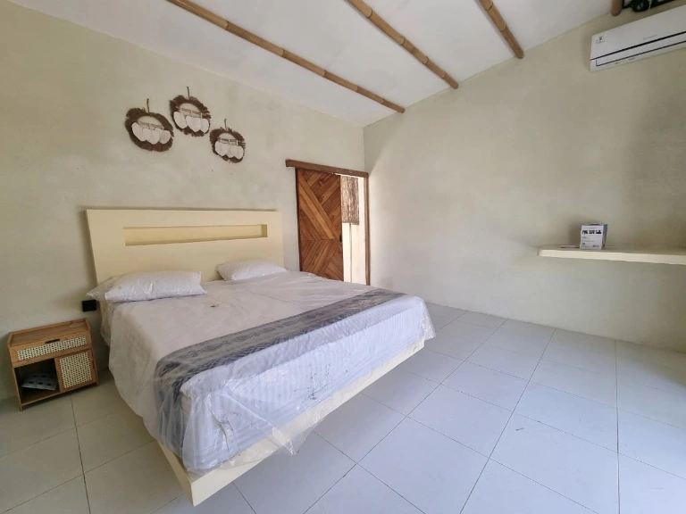 MM - For Rent Tropical Minimalish Villa Located at Taman Giri Near Nusa Dua — image 1