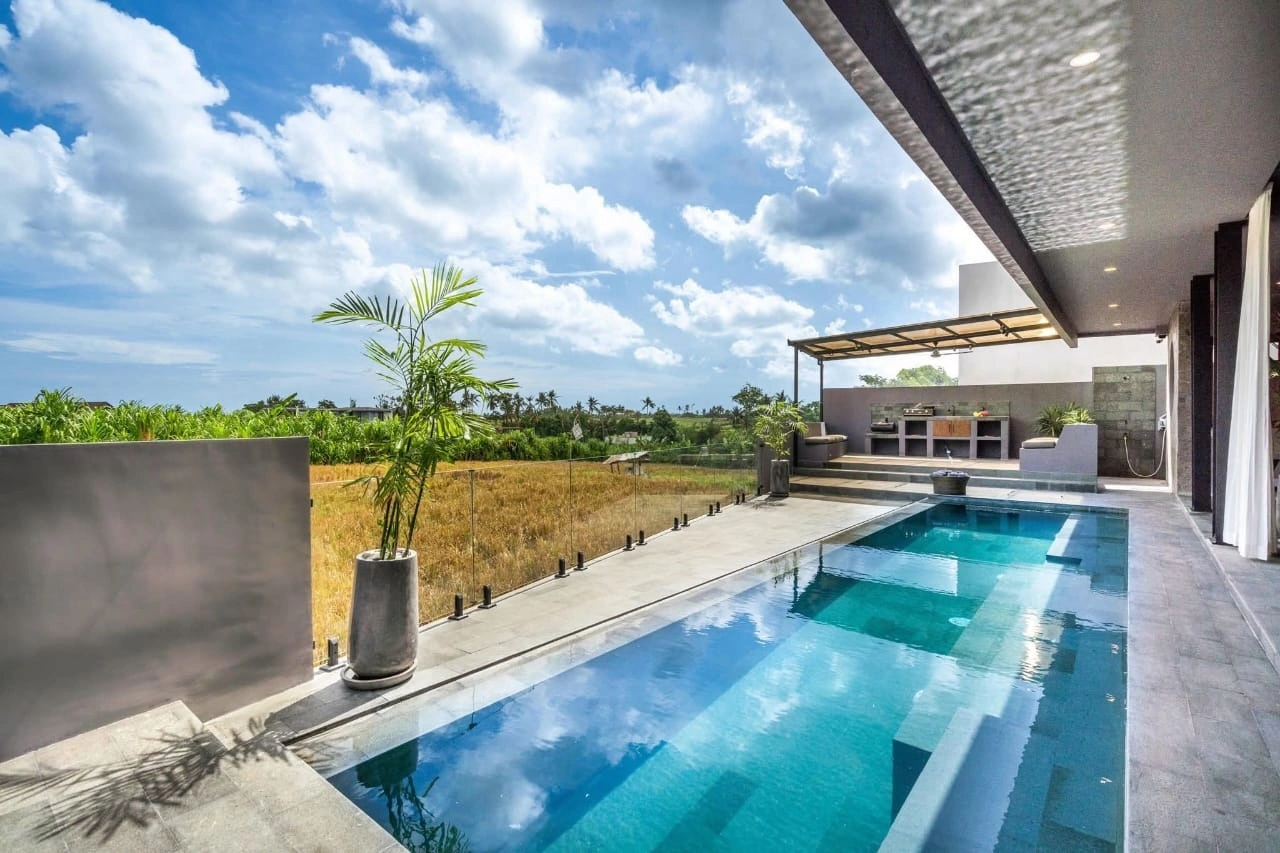 Villa For Rent 5 Bed In Pererenan Badung Bali