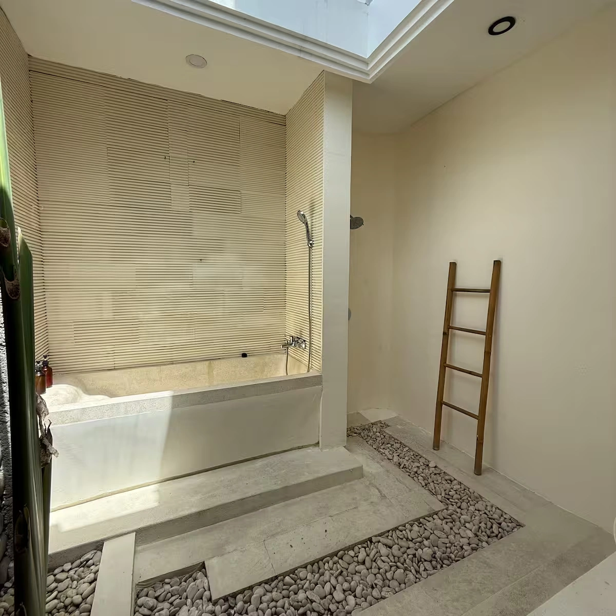 2 Bedroom | Pet Allowed | Berawa — image 2