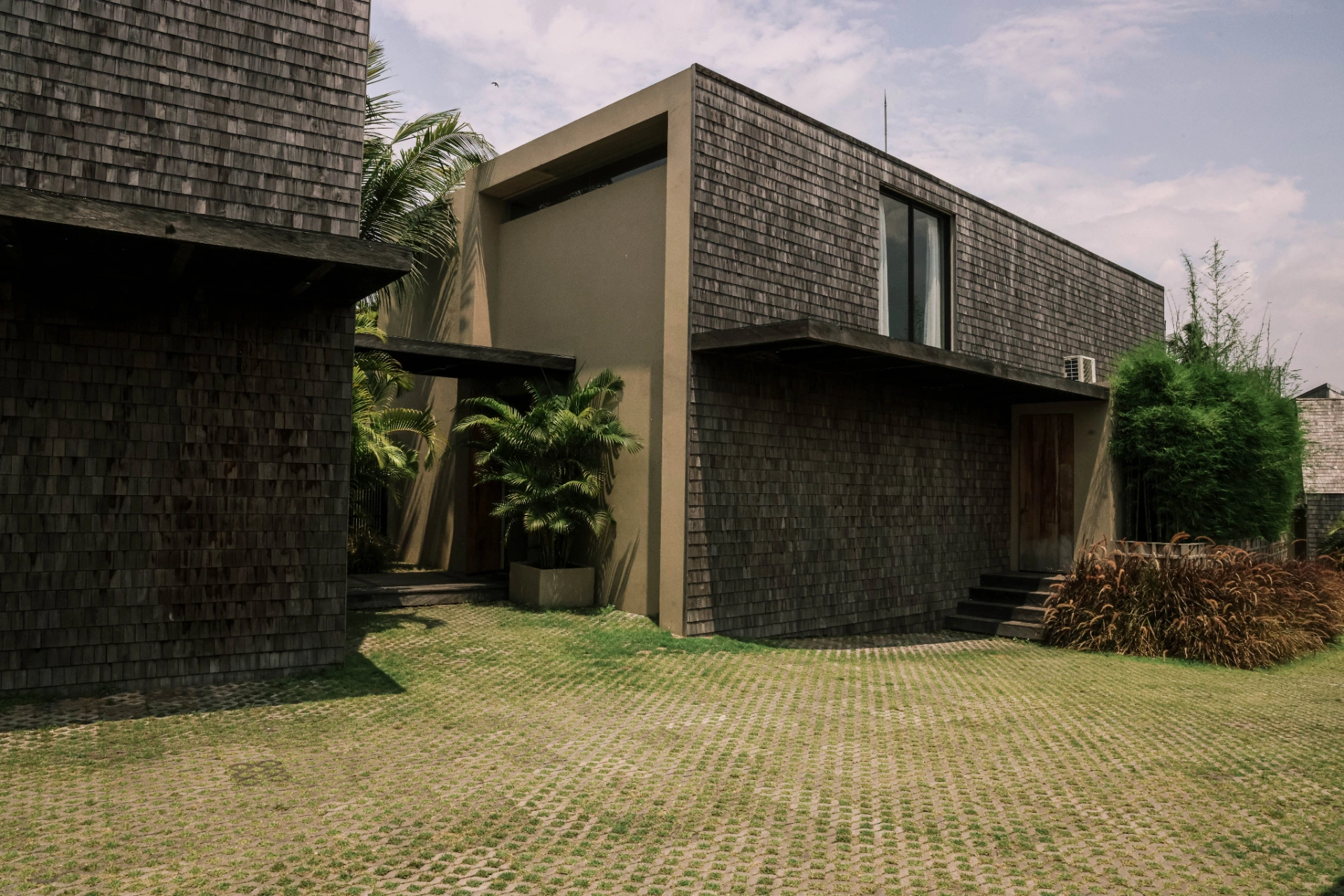 Boutique 3-Bedroom Villa Near Nuanu — image 2