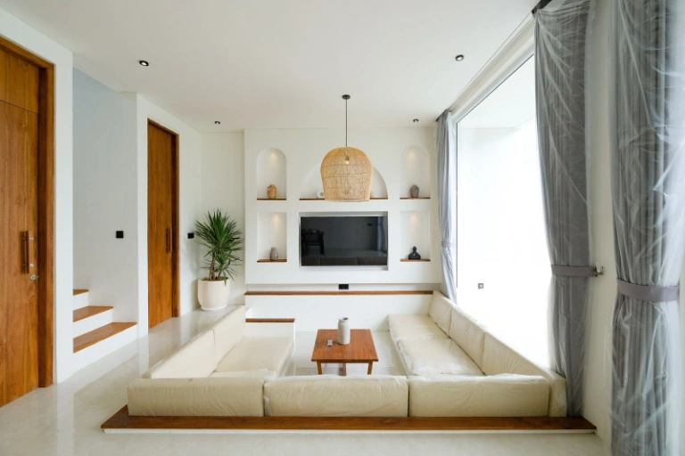 Modern 2BR Mediterranean Villa Near Karma Beach — image 3