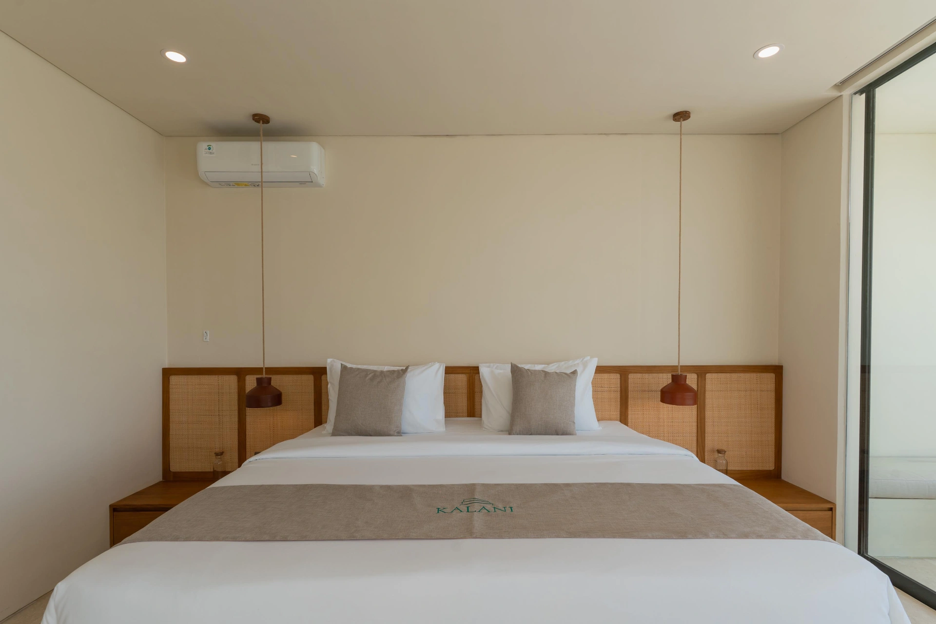 Villa Kalani Soul & Spirit - Zen Aesthetic 3BR Villa with Sauna & Reformer — image 3