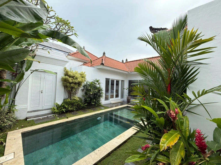 Modern Tropical 3 Bedroom Villa