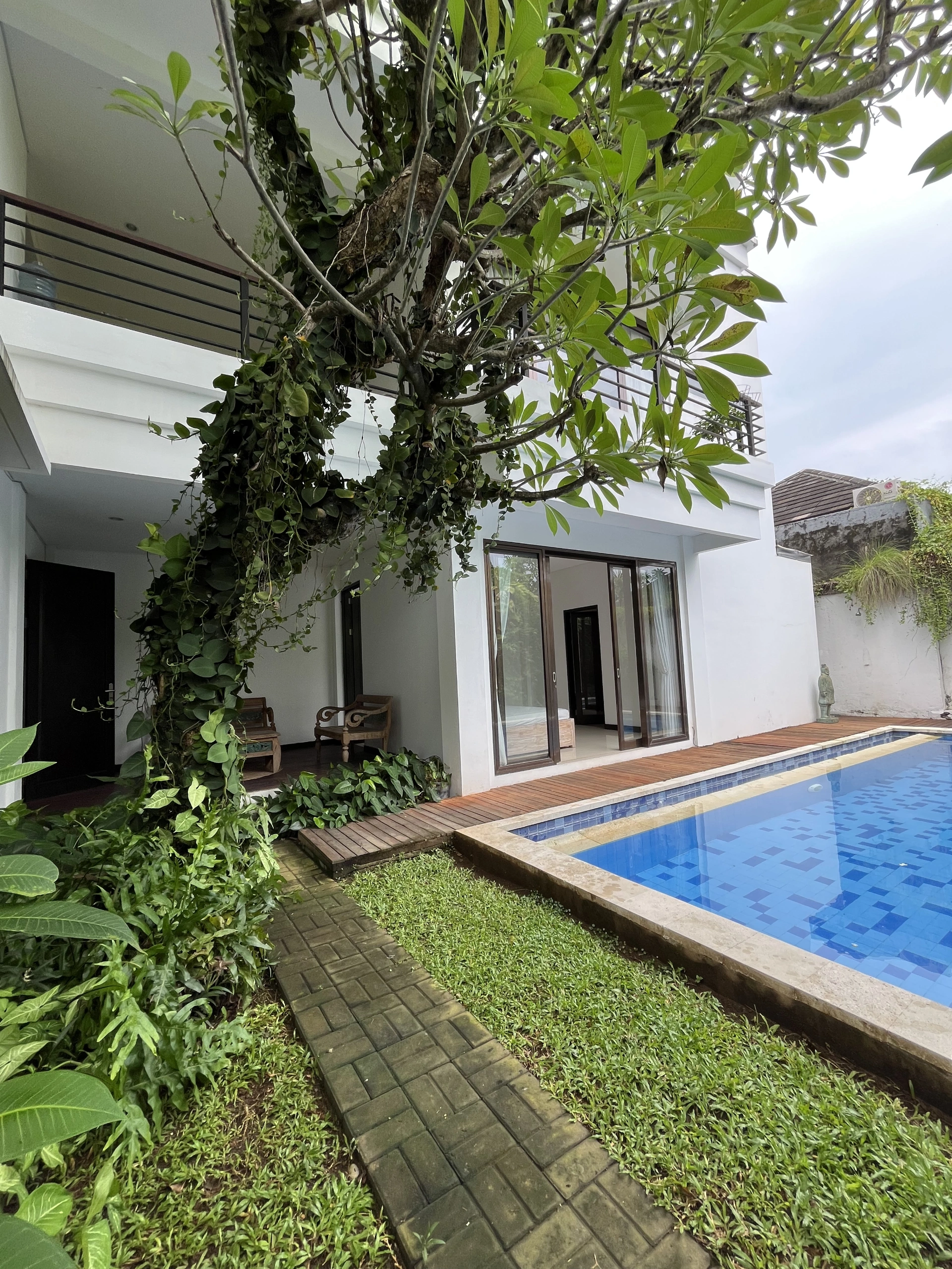 A Rare 4BR Freehold Villa In Seminyak — image 1