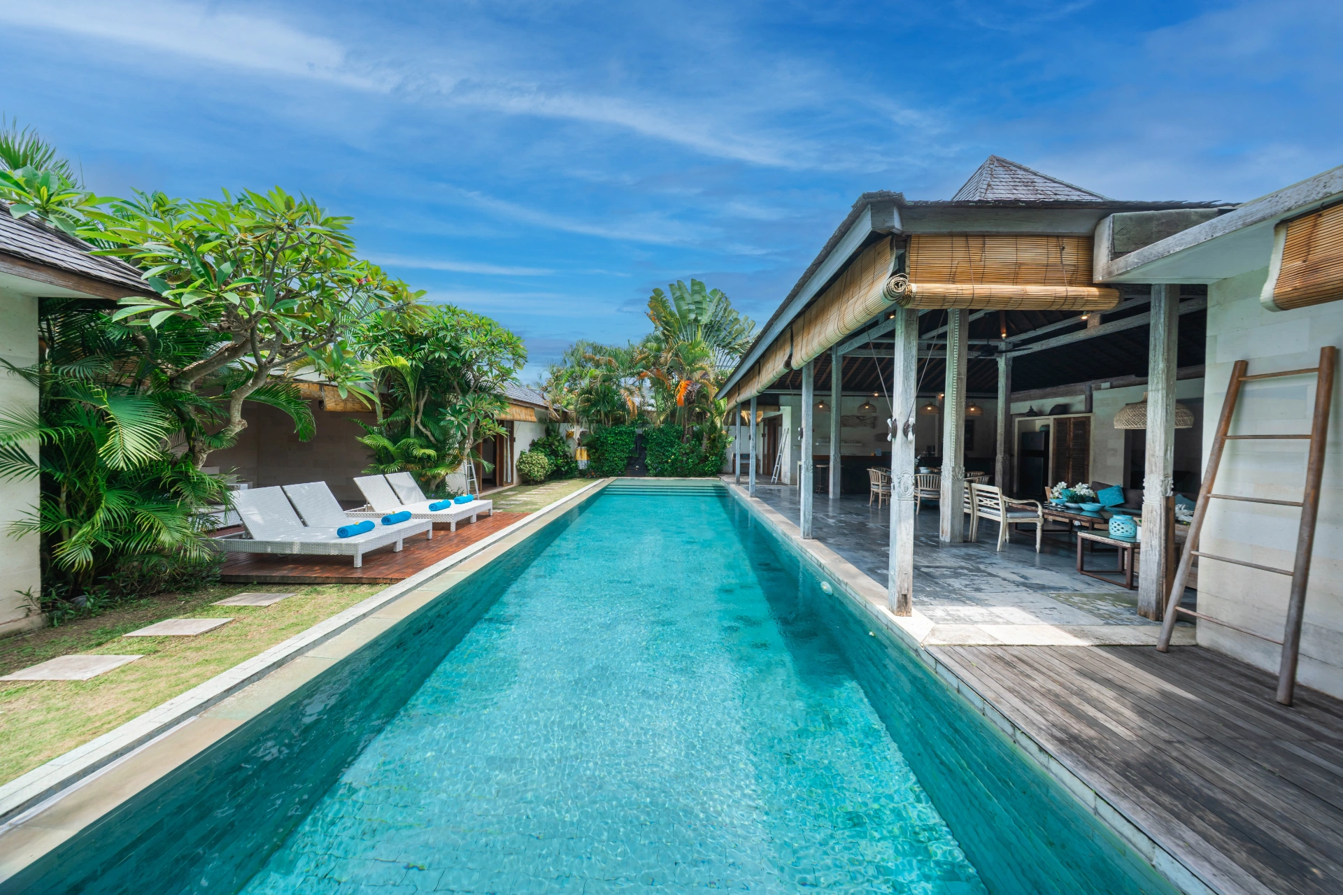Canggu Private 4BR Pool Villa Sundeck 8" BEACH