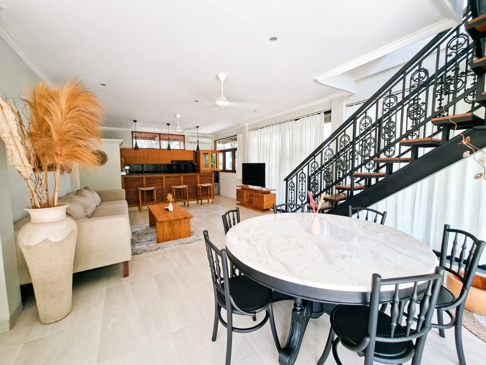 3-Bedroom Villa with Quiet Residential Charm in Cepaka (R-VB02) — image 2