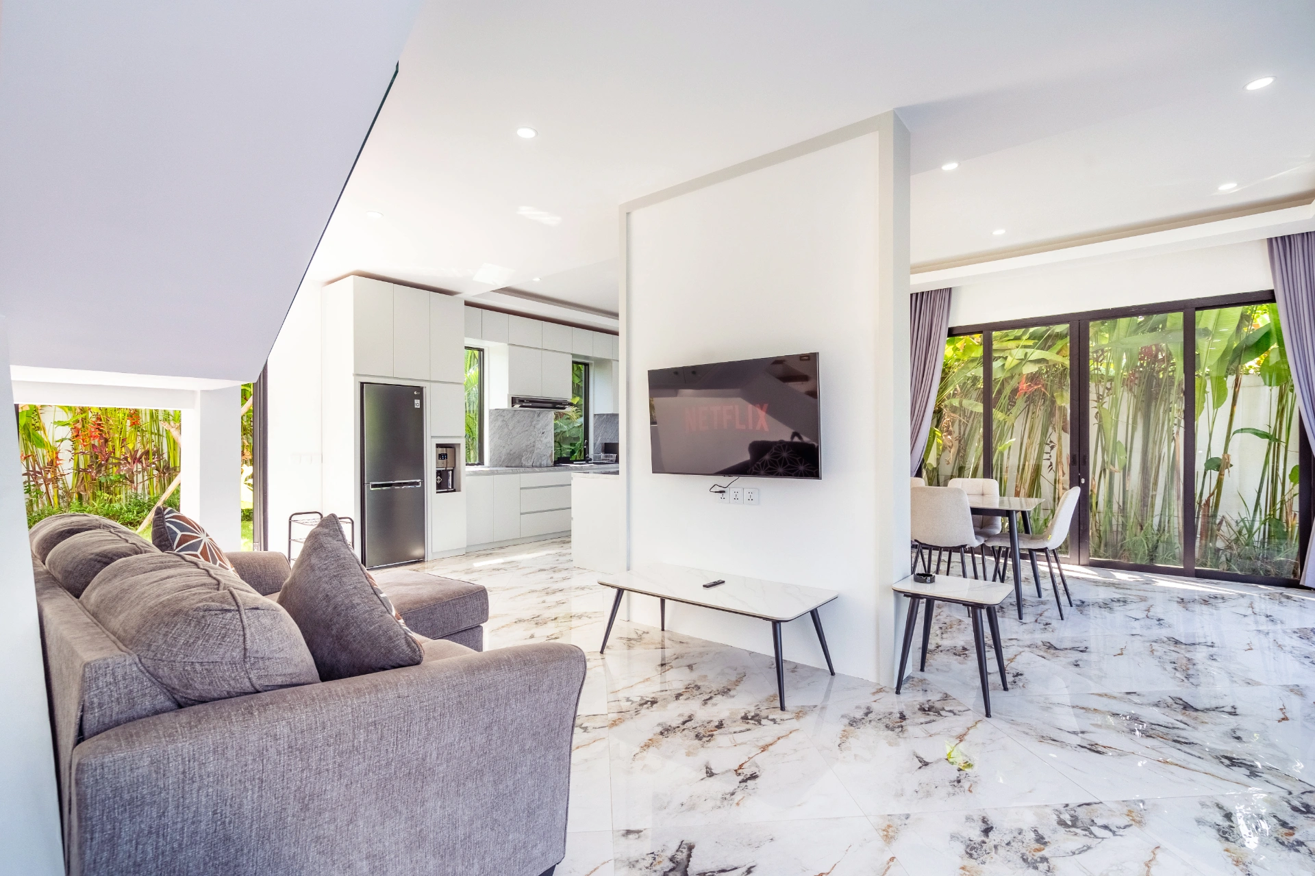 Villa With View Mount Agung & Rice Field — image 4