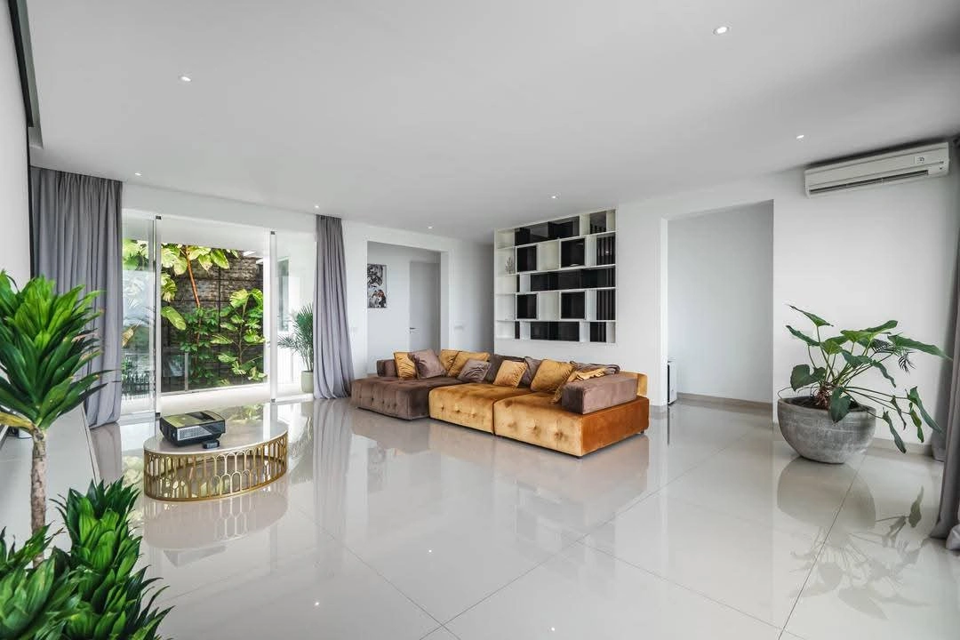 Villa For Sale 4 Bed Jimbaran South Kuta Bali — image 2